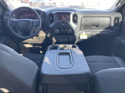 Used 2024 Chevrolet Silverado 1500 Custom Trail Boss w/ Turbomax Blackout Package image 14