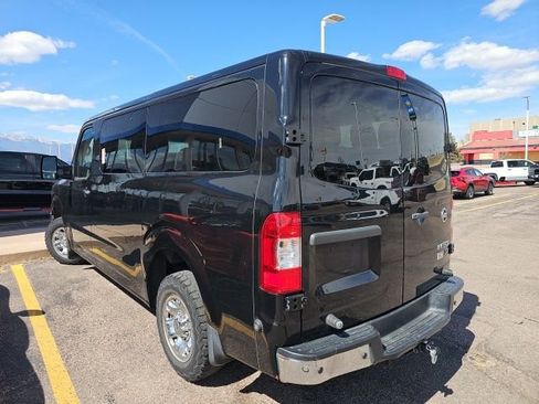 Used 2016 Nissan NV 3500 SV w/ SV Technology Package image 6