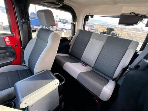 Used 2007 Jeep Wrangler X image 26