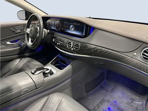 Used 2019 Mercedes-Benz S 560 4MATIC Sedan image 12