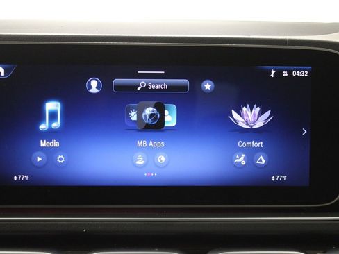 Used 2025 Mercedes-Benz GLS 450 4MATIC image 27