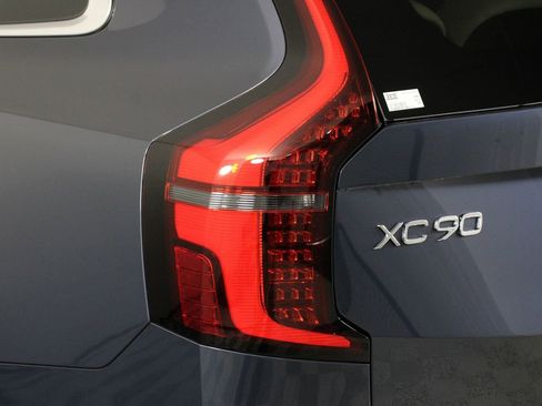 New 2026 Volvo XC90 T8 Ultra AWD/4WD image 15