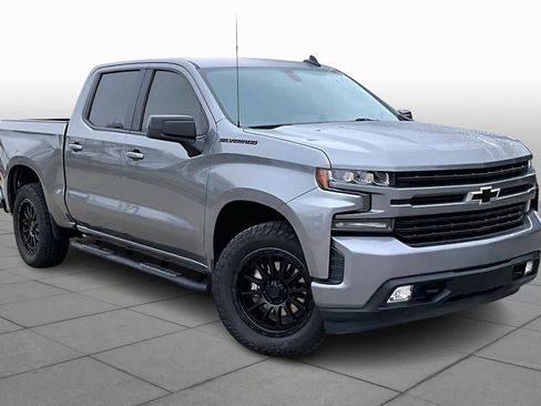Used 2021 Chevrolet Silverado 1500 RST w/ LPO, Dark Essentials Package image 3