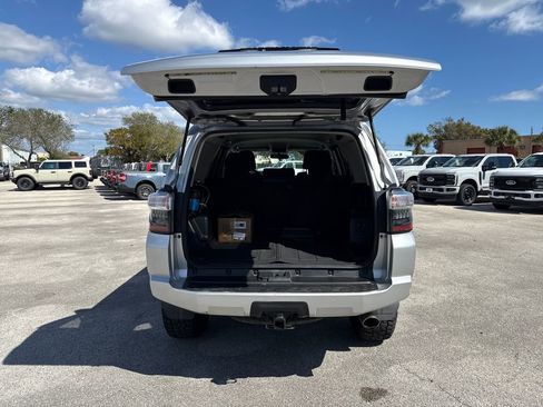 Used 2016 Toyota 4Runner Trail image 28