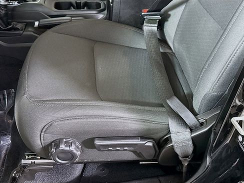 Used 2023 Jeep Gladiator Willys image 25