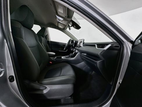 Used 2025 Toyota RAV4 LE FWD image 29