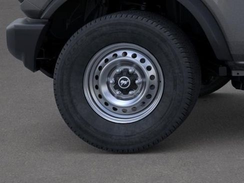New 2025 Ford Bronco 4-Door image 21