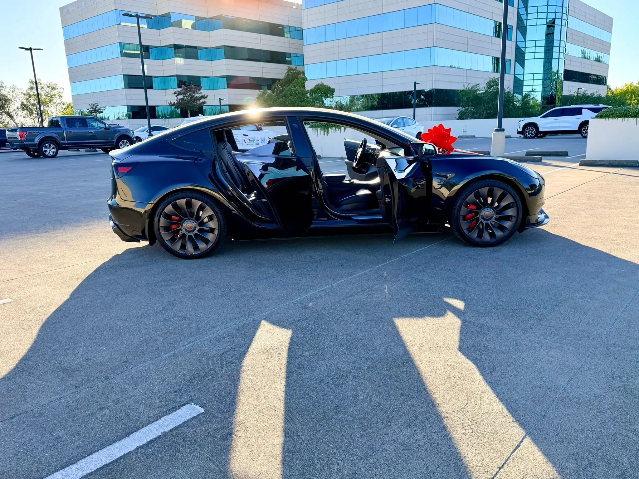 Used 2018 Tesla Model 3 Mid Range RWD image 37