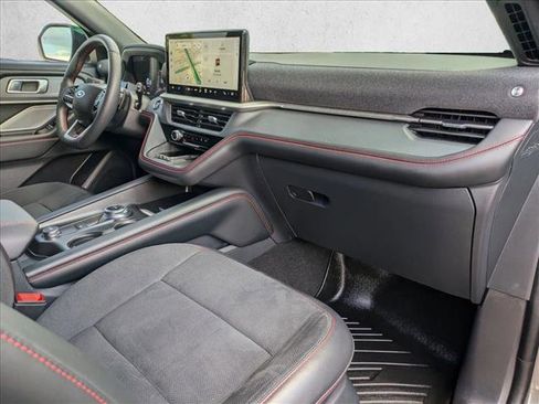 Used 2025 Ford Explorer ST image 22