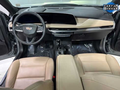 Used 2025 Cadillac XT4 Premium Luxury w/ Technology Package image 15