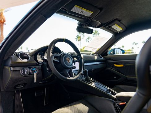 Certified 2023 Porsche 718 Cayman GT4 RS image 4