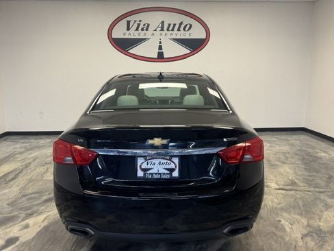 Used 2017 Chevrolet Impala Premier w/ Enhanced Convenience Package FWD image 9