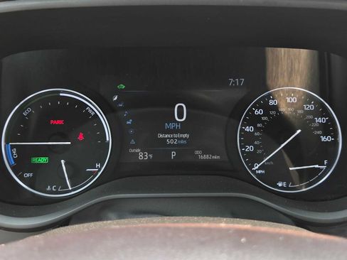 Used 2023 Toyota Sienna Platinum AWD/4WD image 27