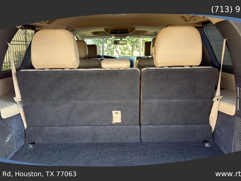Used 2013 Toyota Sequoia Platinum RWD image 35