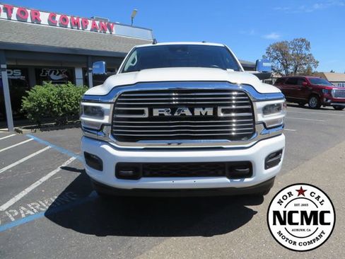 Used 2024 RAM 2500 Laramie w/ Safety Group AWD/4WD image 8