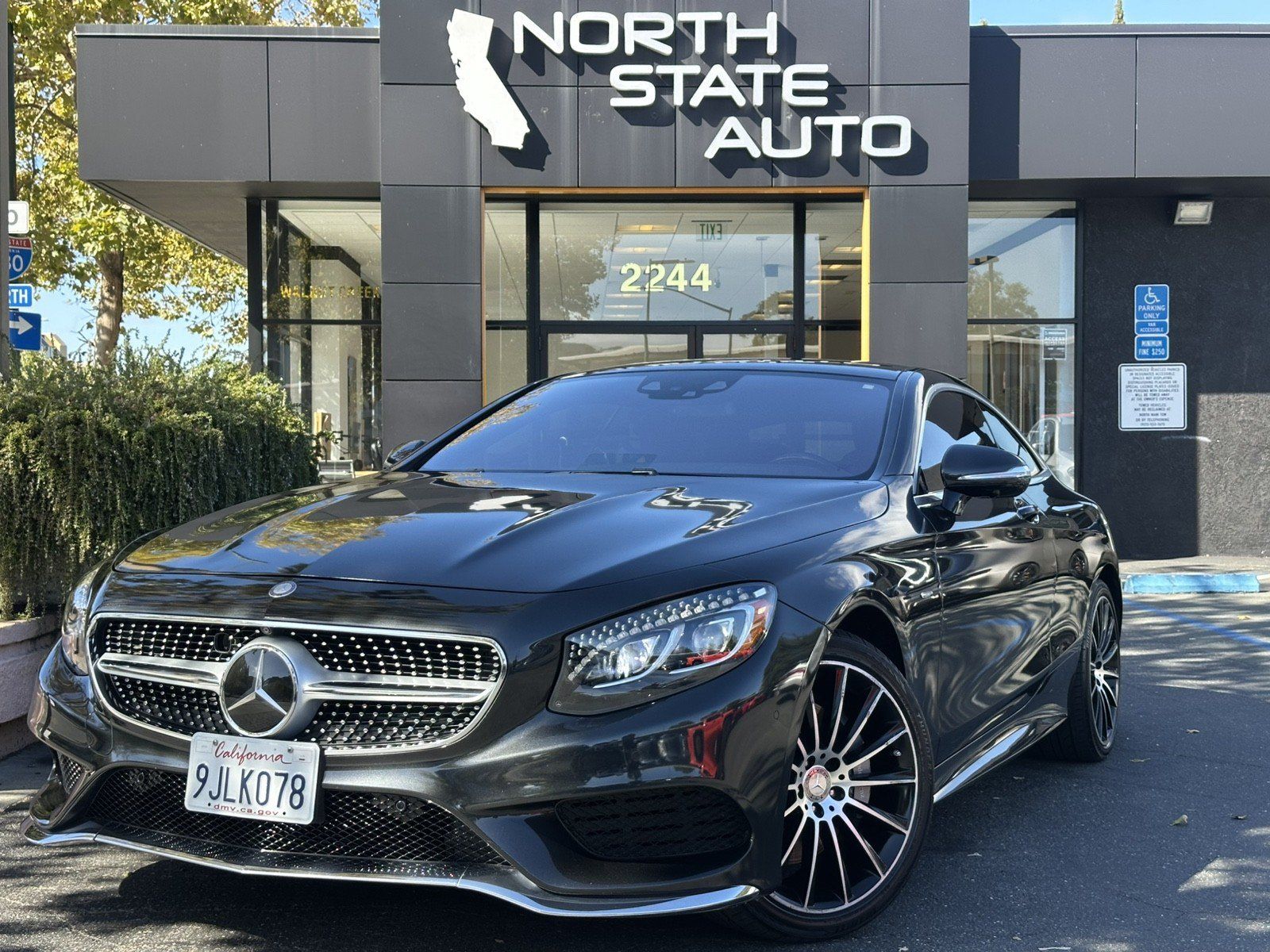 Used 2015 Mercedes-Benz S 550 4MATIC Coupe image 2