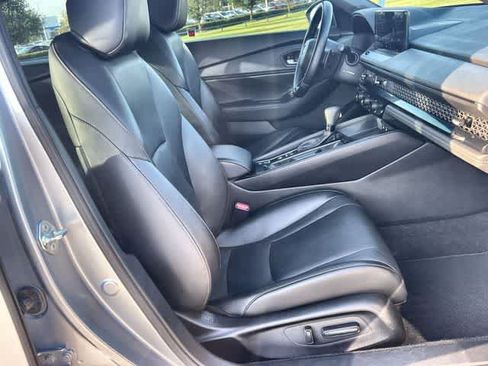 Used 2025 Honda Accord Sport image 12