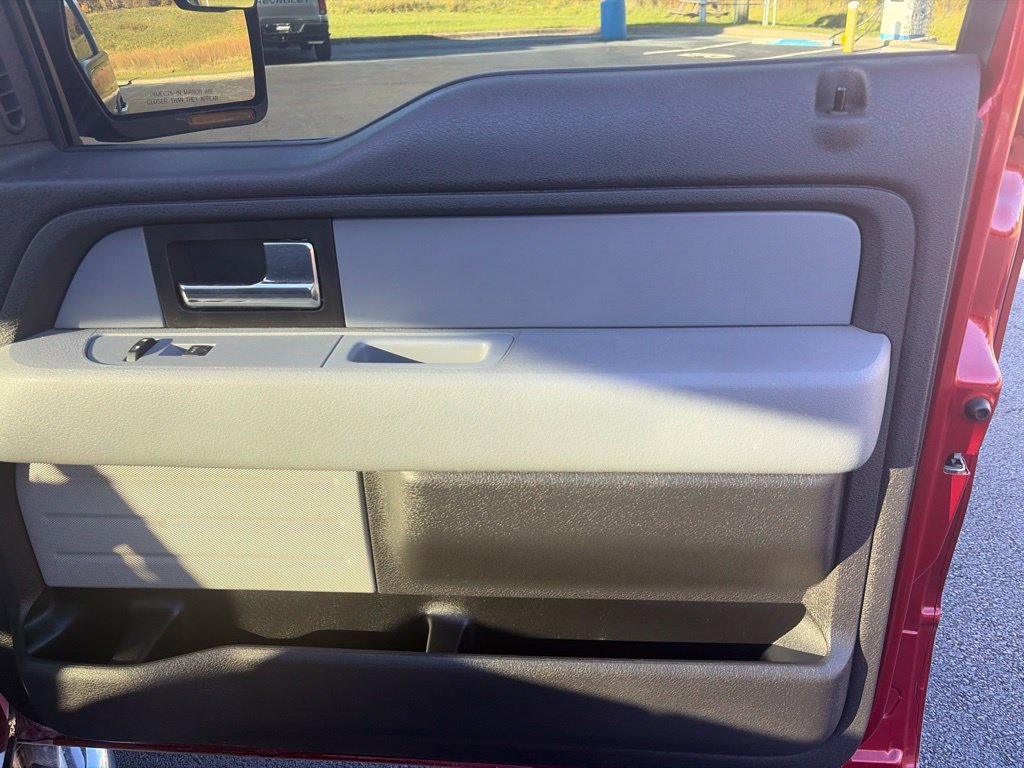 Used 2014 Ford F150 XLT w/ Equipment Group 302A Luxury RWD image 35