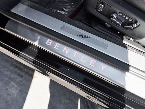 Used 2023 Bentley Continental GT S image 31