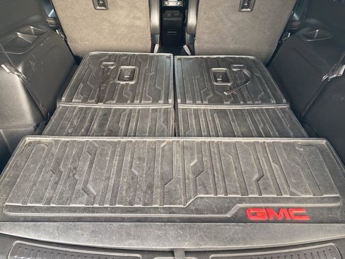 Used 2023 GMC Acadia AT4 w/ Technology Package image 37