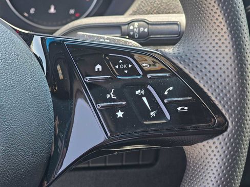 Used 2025 Mercedes-Benz Sprinter 2500 image 25