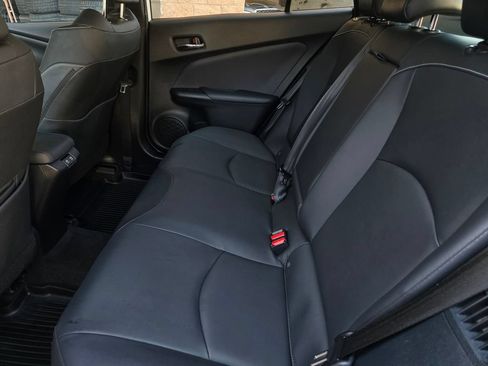Used 2022 Toyota Prius Prime XLE FWD image 13