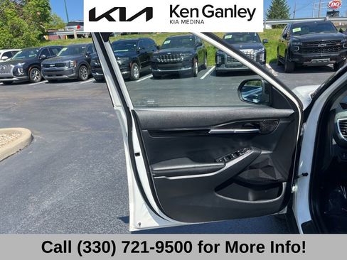 Used 2024 Kia Seltos S AWD/4WD image 26