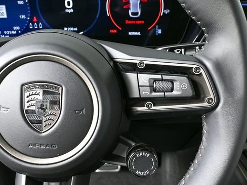 New 2025 Porsche Macan Turbo Electric image 15