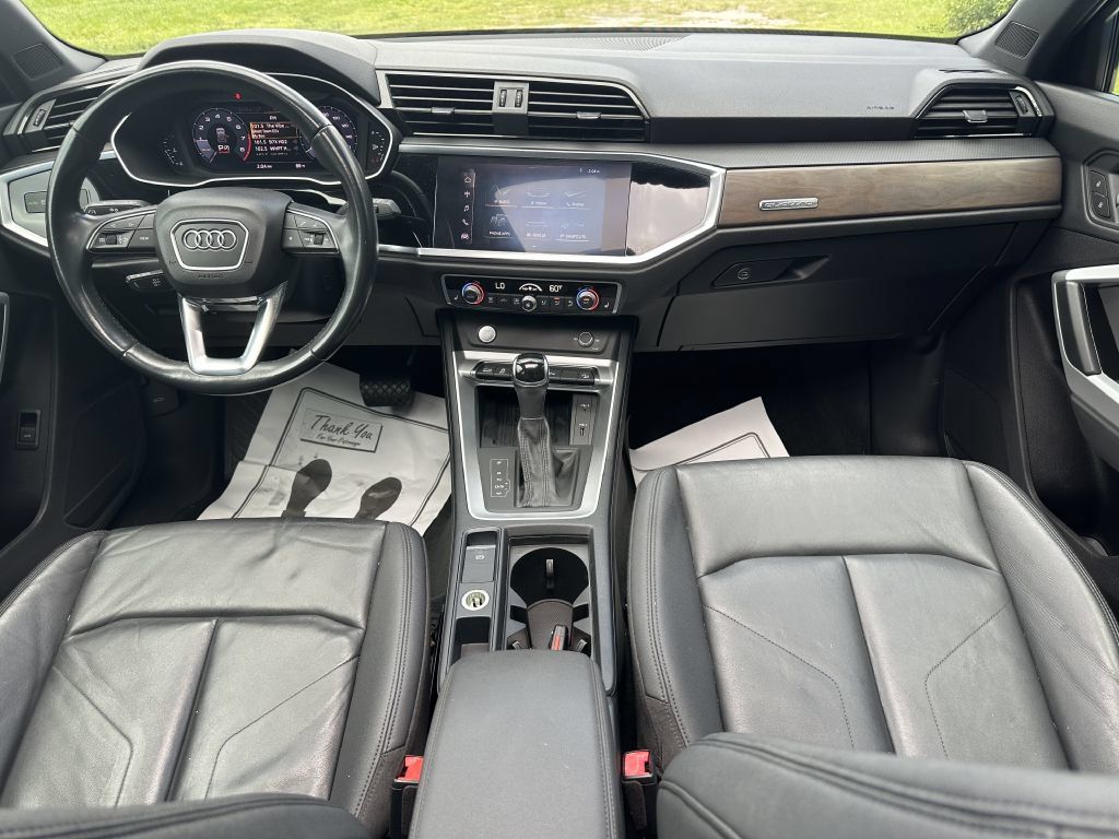 Used 2019 Audi Q3 2.0T Premium Plus w/ Premium Plus Package AWD/4WD image 9