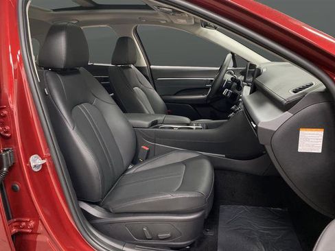 New 2026 Hyundai Sonata Limited image 32