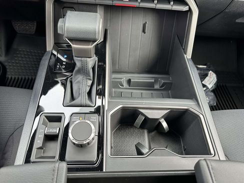 New 2026 Toyota Tundra SR5 image 7