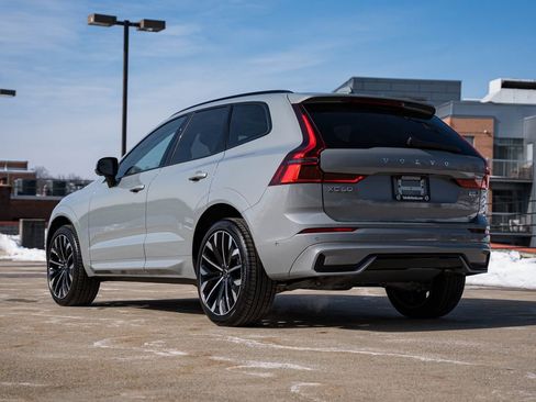 Used 2026 Volvo XC60 B5 Ultra w/ Protection Package Premier image 5