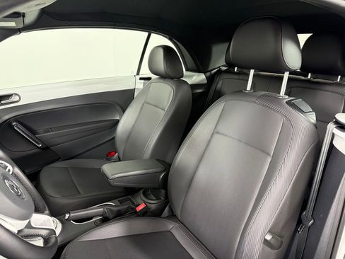 Used 2019 Volkswagen Beetle 2.0T SE image 5