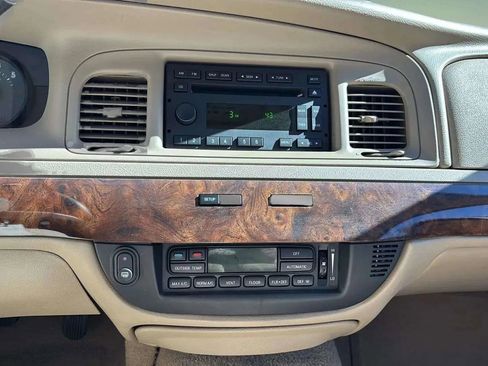 Used 2007 Mercury Grand Marquis LS image 34