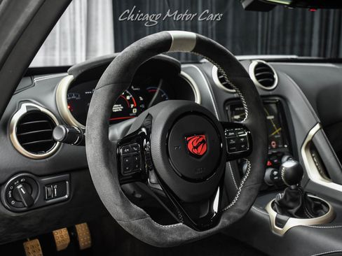 Used 2017 Dodge Viper GTC w/ ACR Package RWD image 9