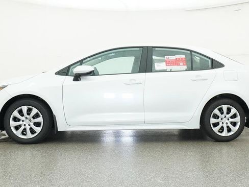 New 2026 Toyota Corolla LE FWD image 31