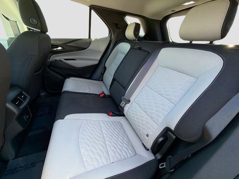 Used 2020 Chevrolet Equinox LS w/ LS Convenience Package image 20