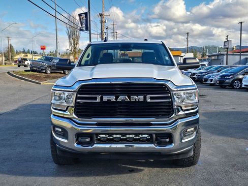 Used 2019 RAM 2500 Big Horn AWD/4WD image 2