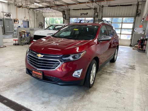 Used 2018 Chevrolet Equinox Premier FWD image 5