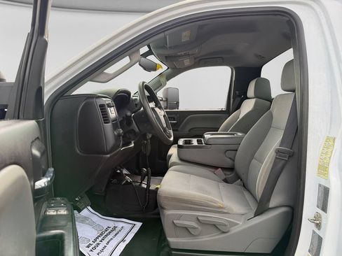 Used 2017 Chevrolet Silverado 3500 W/T w/ WT Convenience Package AWD/4WD image 19