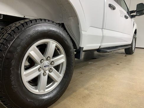 Used 2023 Ford F150 XLT w/ Trailer Tow Package image 9