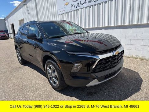 Used 2023 Chevrolet Blazer LT w/ Convenience Package AWD/4WD image 7