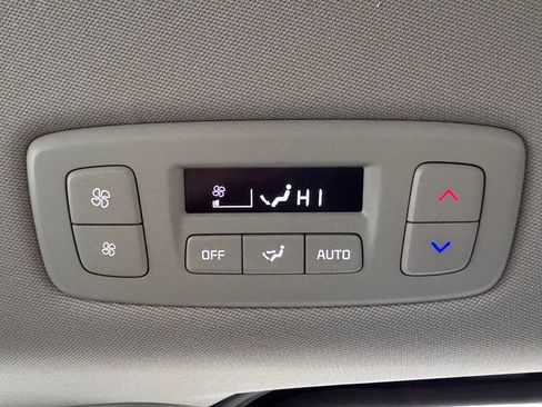 New 2026 Kia Carnival FWD image 31