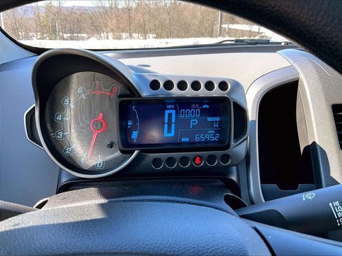 Used 2012 Chevrolet Sonic LT image 18