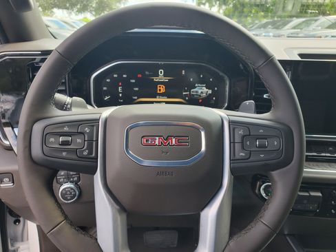 New 2026 GMC Sierra 1500 SLT w/ SLT Premium Package image 14