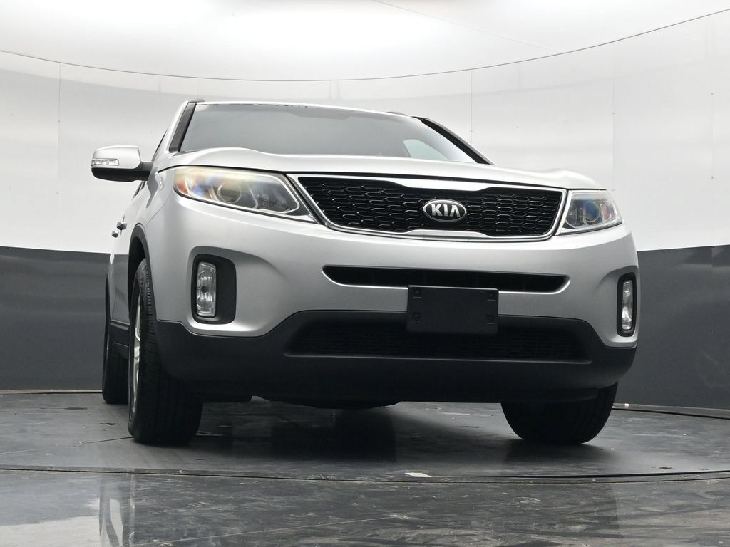 Used 2015 Kia Sorento LX AWD/4WD image 42