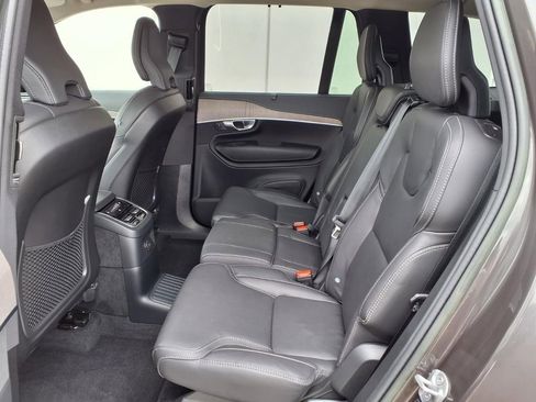 Certified 2026 Volvo XC90 B6 Ultra w/ Protection Package AWD/4WD image 8