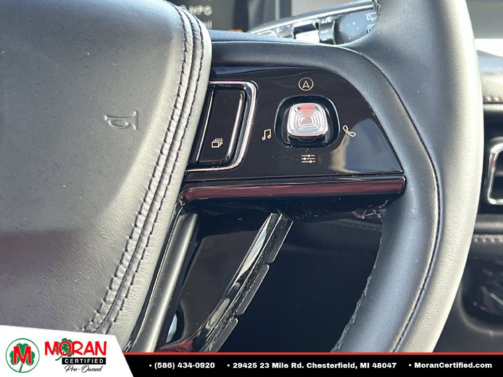 Used 2023 Lincoln Aviator AWD w/ Premium Package image 27
