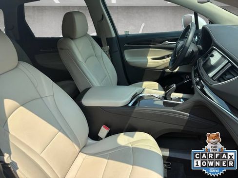 Used 2020 Buick Enclave Essence w/ Sound and Sites Package FWD image 24