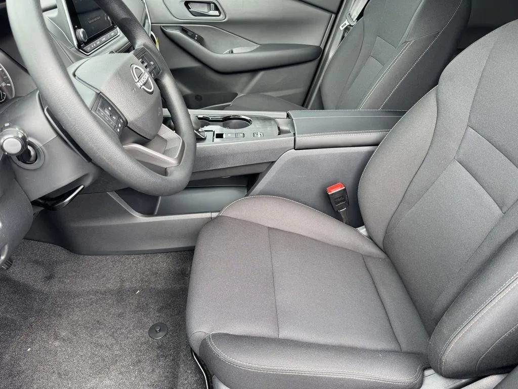 New 2026 Nissan Rogue S FWD image 18